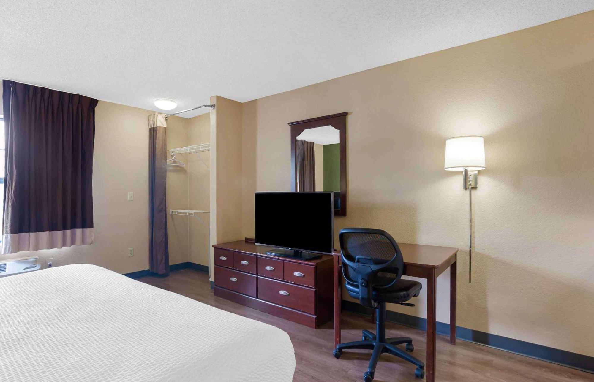 Extended Stay America Select Suites - Chicago - Hanover Park Zewnętrze zdjęcie