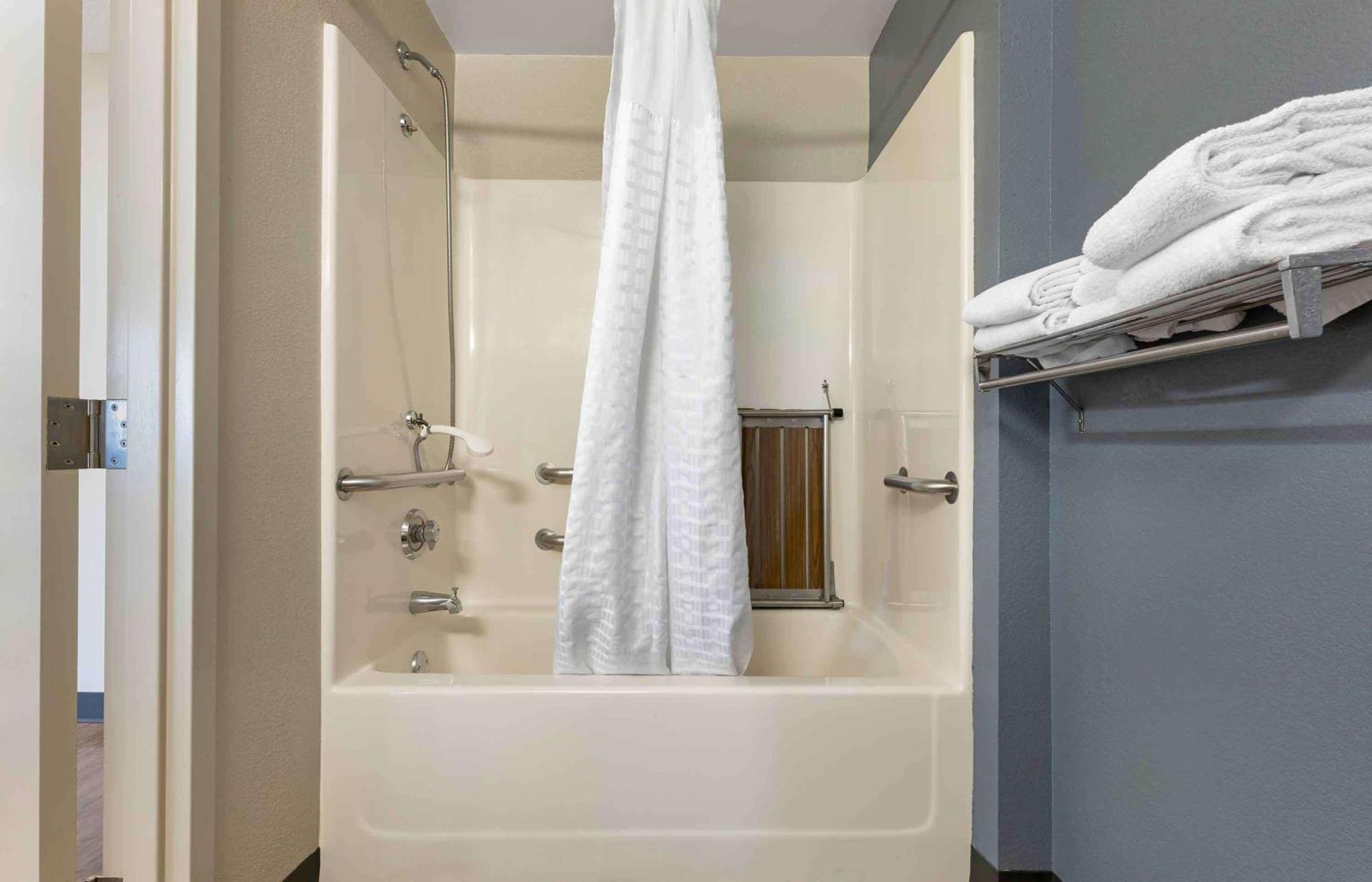 Extended Stay America Select Suites - Chicago - Hanover Park Zewnętrze zdjęcie